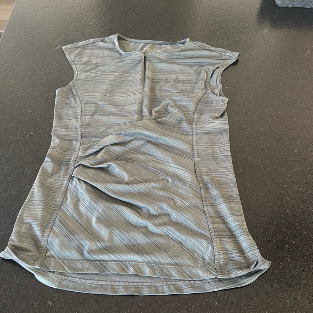 Athleta Pacifica gray tank